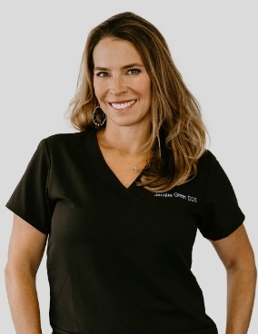 Lakewood dentist Jacquelyn Green D D S