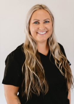 Dental hygienist Crystal